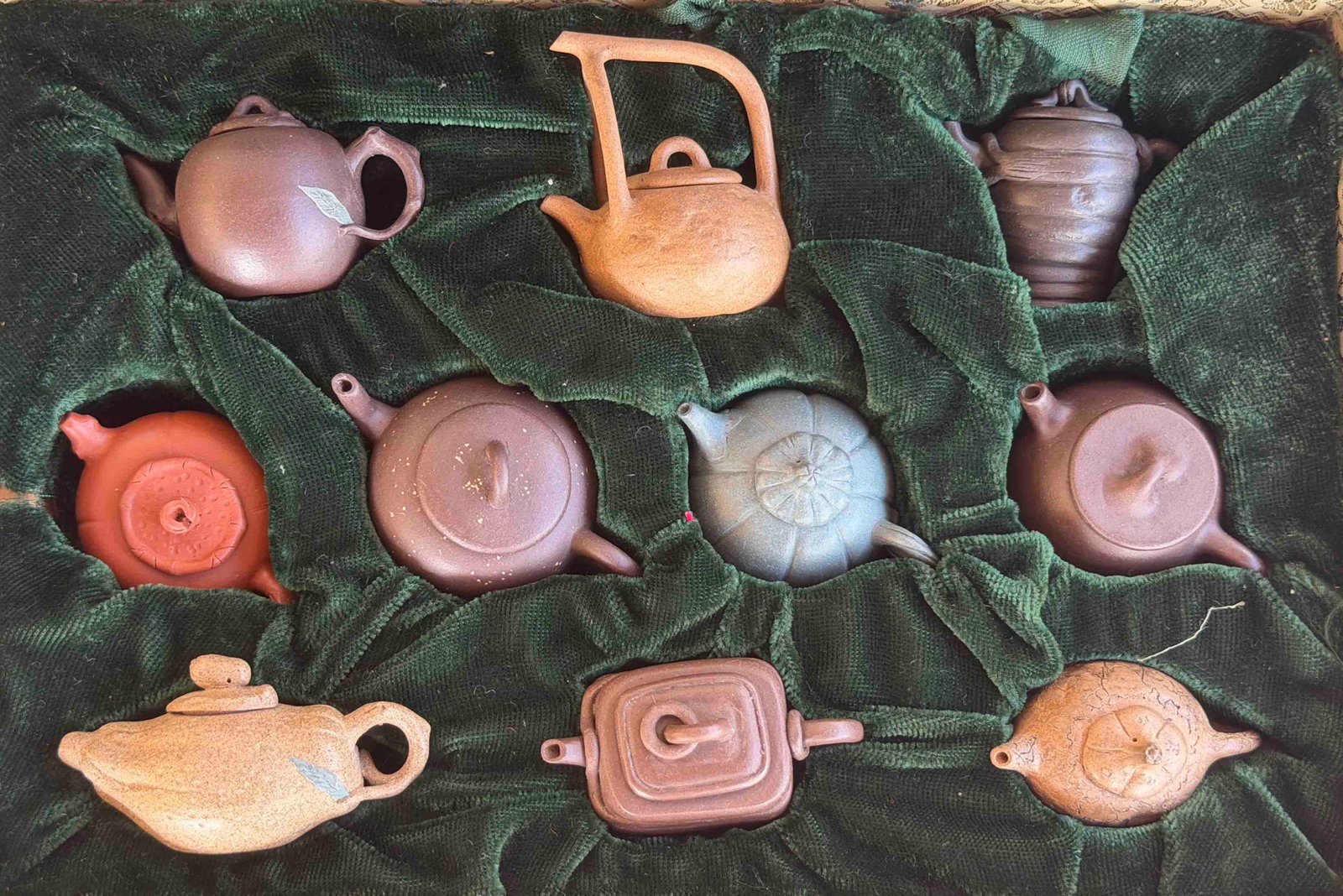 Group of Yixing Clay teapot (1 of 20)