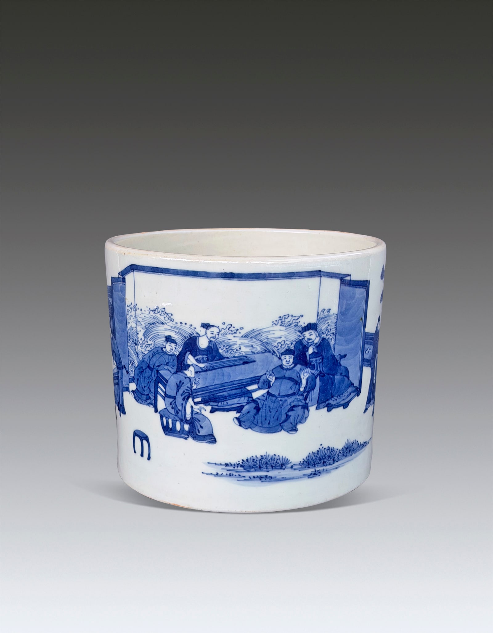 A Chinese Blue and White Figure Brushpot Qing Kangxi Period: 261122 清康熙青花十八学士笔筒 A Chinese Blue and White Figure Brushpot Qing Kangxi Period USD1000-2000 15x17.5cm 造型ĺ