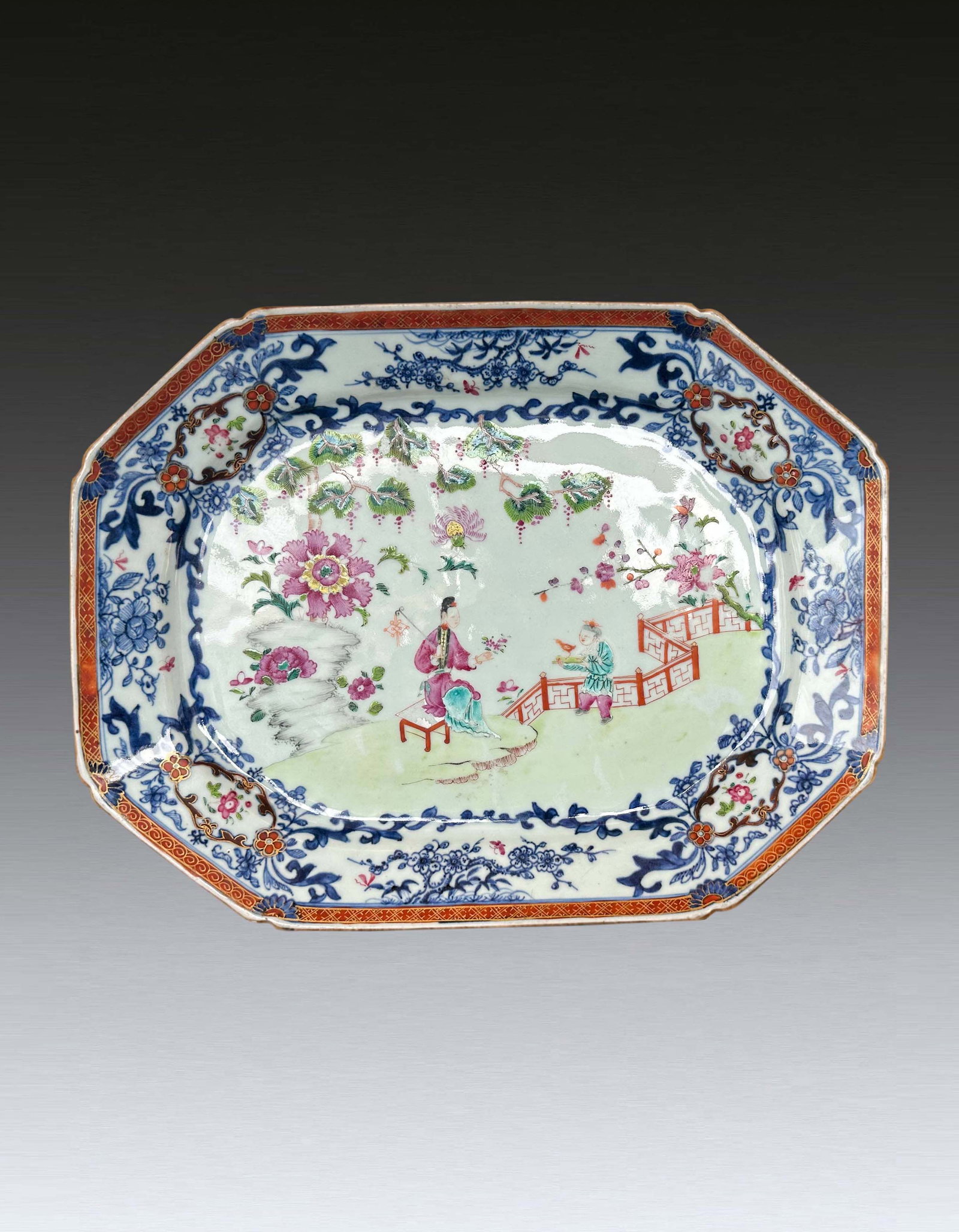 A Chinese Famille Rose Figure Plate Qing Qianlong Period1736-1796 (1 of 9)