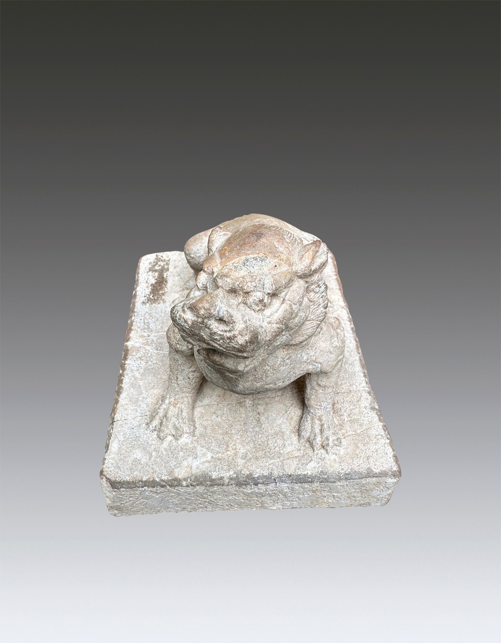 A Chinese Stone Lion Song Dynasty960-1279: 261150 宋代石狮子960-1279 A Chinese Stone Lion Song Dynasty960-1279 USD1000-2000 H13cm 来源：新加坡收藏家旧