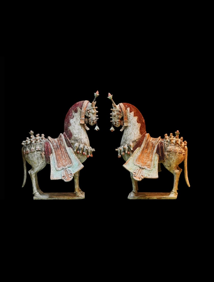 Pair of Pottery Horse South North Dynasty: 261212 南北朝粉彩挂铃战马一对 Pair of Pottery Horse South North Dynasty USD1000-2000 H45cm 来源：70年代&
