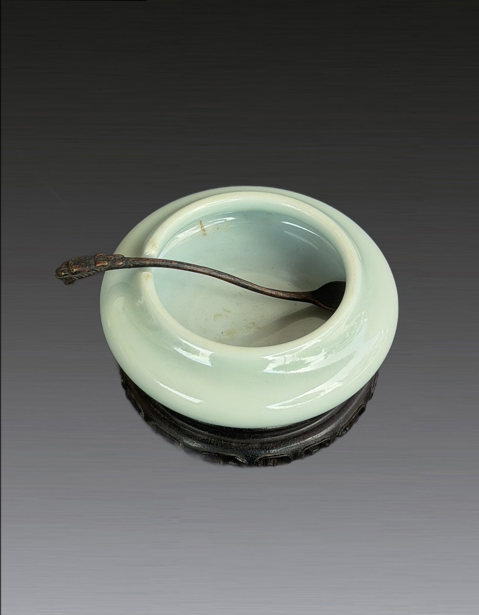 A Chinese Green Glazed Waterpot Mid Qing Dynasty: 271055 清雍正唐英为李庽竹作仿官釉洗 A Chinese Ru Glazed Waterpot Qing Dynasty Yongzheng Period 1722-1735 来