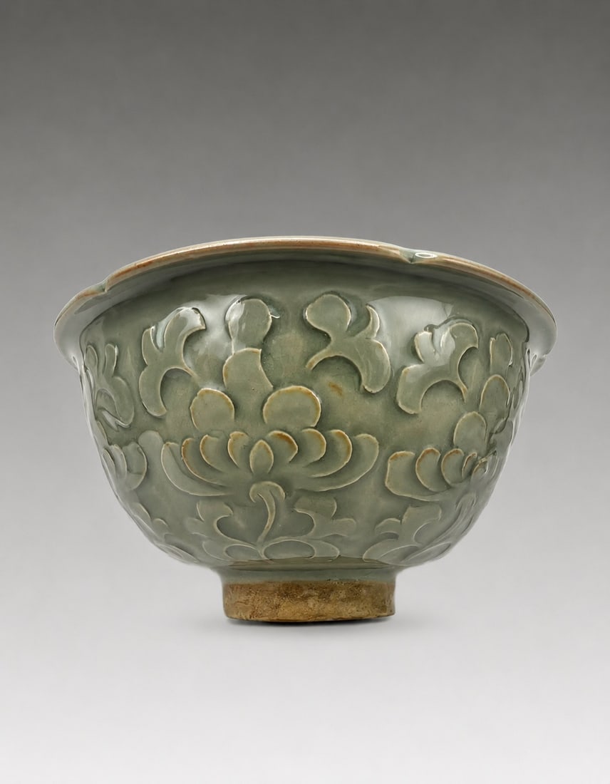 A Chinese Yaozhou Kiln Flower Bowl Song Dynasty 960-1279 (1 of 9)
