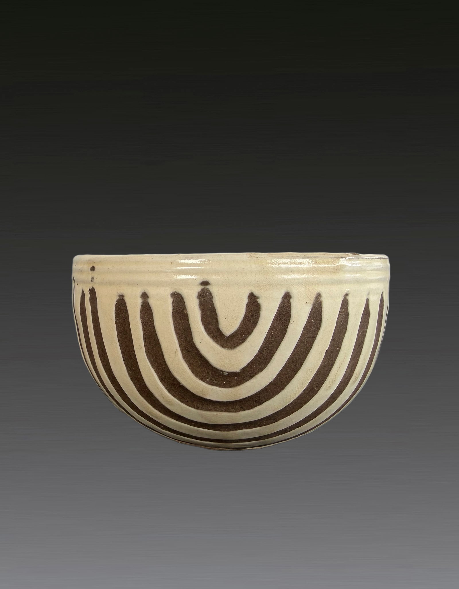 A Chinese Cizhou Kiln Jar Song Dynasty 960?C1279: 271207 宋代磁州窑柳叶罐 960–1279 A Chinese Cizhou Kiln Jar Song Dynasty 960–1279 来源：日本收藏