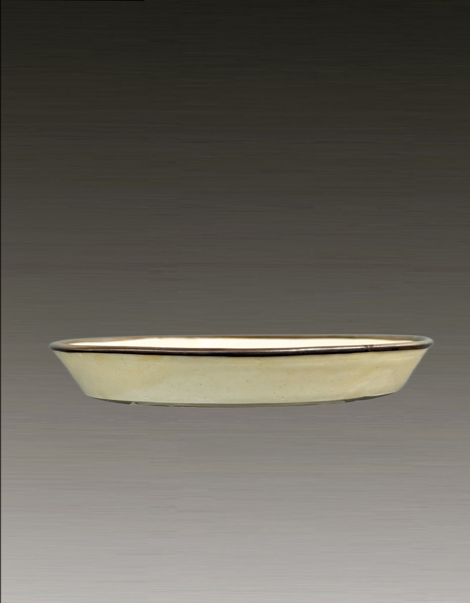 A Chinese Ding Kiln Flower Brushwasher Song Dynasty 960?C1279: 271211 宋定窑刻花蝶花卉纹笔洗 960–1279 A Chinese Ding Kiln Flower Brushwasher Song Dynasty 960–1279 来源ᦂ