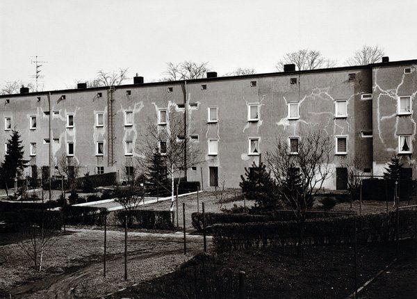THOMAS STRUTH b. 1954 Am Kreuzacker, Duisburg,: THOMASSTRUTHb. 1954Am Kreuzacker, Duisburg, 1986Gelatin silver print in the artist's wooden frame.