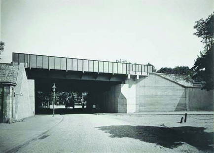 WERNER MANTZ, 1901-1983 Near Cologne, 1929 Gelati: WERNER MANTZ, 1901-1983 Near Cologne, 1929 Gelatin silver print. 6 ¼ x 8 ¾ in. (15.9 x 22.2 cm). Signed in pencil on the verso. PROVENANCE Wilhelm Schurmann, Aachen LITERATURE