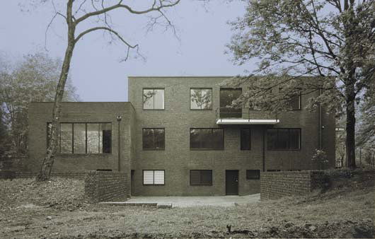 THOMAS RUFF, b. 1958 h.e.k.04 (from l.m.v.d.r.), 20: THOMAS RUFF, b. 1958 h.e.k.04 (from l.m.v.d.r.), 2000 C-print, printed 2004, flush mounted on aluminum. 13 ½ x 20 ¾ in. (34.3 x 52.7 cm). Signed and numbered on reverse of the mount. Thi