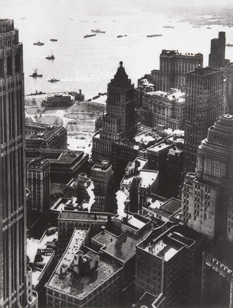 ANDREAS FEININGER, 1907-1999 New York, Aquarium, c
