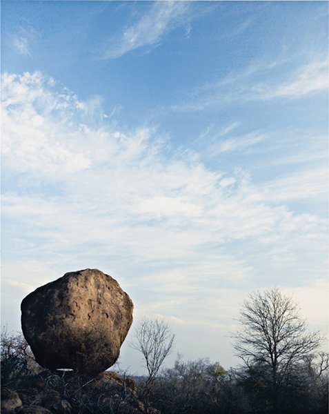 HENRYK HETFLAISZ, Boulder, 2004: Boulder, 2004 Digital colour coupler print, mounted.. 99.7 x 79.7 cm. (39 1/4 x 31 3/8 in).. Signed in ink, printed title, date and number 1/1 on a label affixed to the reverse of the frame. PROVENAN