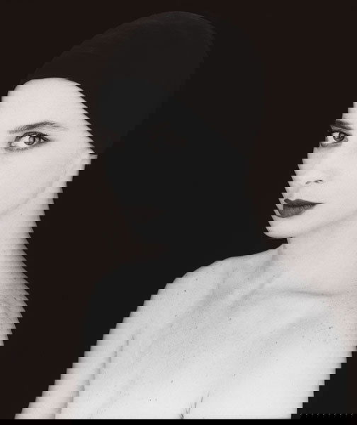 ROBERT MAPPLETHORPE (American, 1946-1989) ISAB: ROBERTMAPPLETHORPE(American, 1946-1989)ISABELLA ROSSELLINI, 1 988gelatin silver print23 x 19½ in.