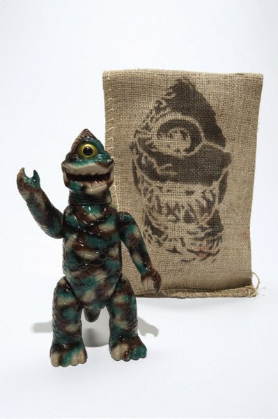 KYOKA IKEDA / GARGAMEL CO., Zagoran with Burlap Sa: Zagoran with Burlap Sack, 2009 Acrylic on vinyl with screenprinted burlap sack and custom-made cardboard box. Figure: 9 1/4 x 5 x 3 3/4 in. (23.5 x 12.7 x 9.5 cm); sack: 16 x 8 in. (40.6 x 20.3 cm). S