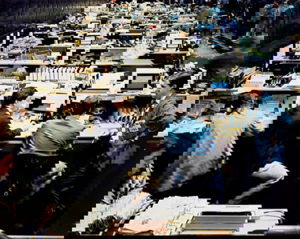 THOMAS STRUTH (b. 1954) CHICAGO BOARD OF TRAD: THOMASSTRUTH(b. 1954)CHICAGO BOARD OF TRADE IIsigned "Th Struth" on the artist's label adhered to the reverse chromogenic