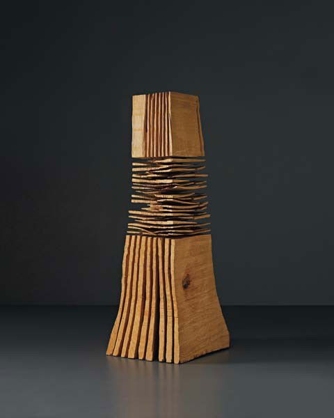 DAVID NASH, Rip and Cross Cut Column, 2001: Rip and Cross Cut Column, 2001 Caen-y-Coed beech wood. 74 x 28 x 25 cm (29 1/8 x 11 x 9 7/8 in). ‡ ♠ PROVENANCE Galerie Lelong, Paris