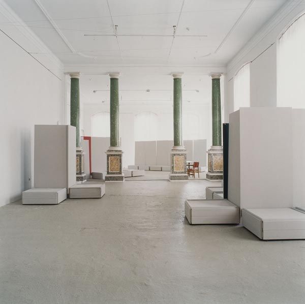 CANDIDA HÖFER (b. 1944) Museum für: CANDIDAHÖFER(b. 1944)Museum für Völkerkunde Dresden V.Signed "Candida Hofer" on the reverse of backing board. C-print.