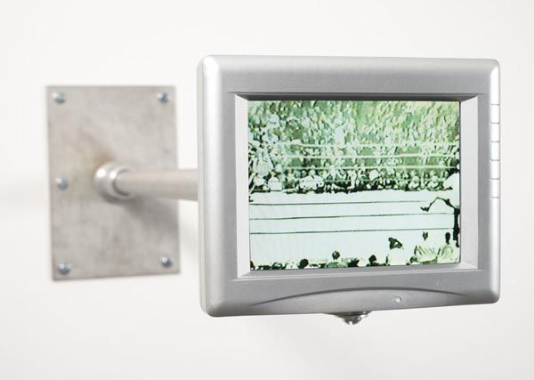 PAUL PFEIFFER (b. 1966) The Long Count (I Sho: PAULPFEIFFER(b. 1966)The Long Count (I Shook Up The World).Signed "Paul Pfeiffer" on DVD. Video installation: DVD metal arma