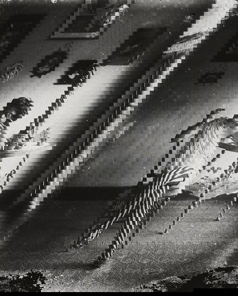 E.J. BELLOCQ 1873-1949 The Storyville Portrai: E.J.BELLOCQ1873-1949The Storyville Portrait, New Orleans, 1911-1913Gelatin silver print, printed later by Lee Friedlander.</