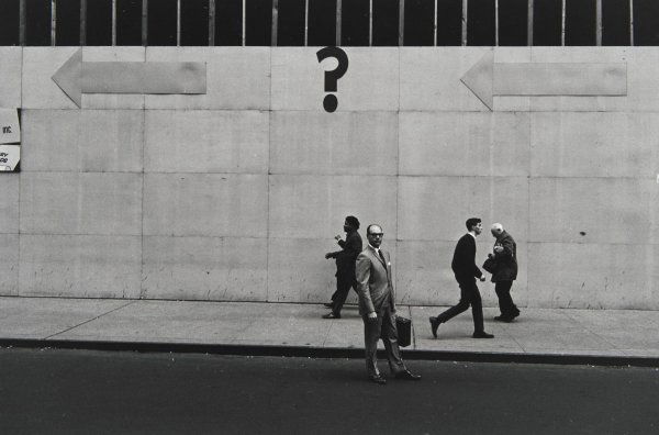 LEE FRIEDLANDER b. 1934 NYC, 1962 Gelatin sil: LEEFRIEDLANDERb. 1934NYC, 1962Gelatin silver print, printed 1980s.8 x 12 in. (20.3 x 30.5 cm).
