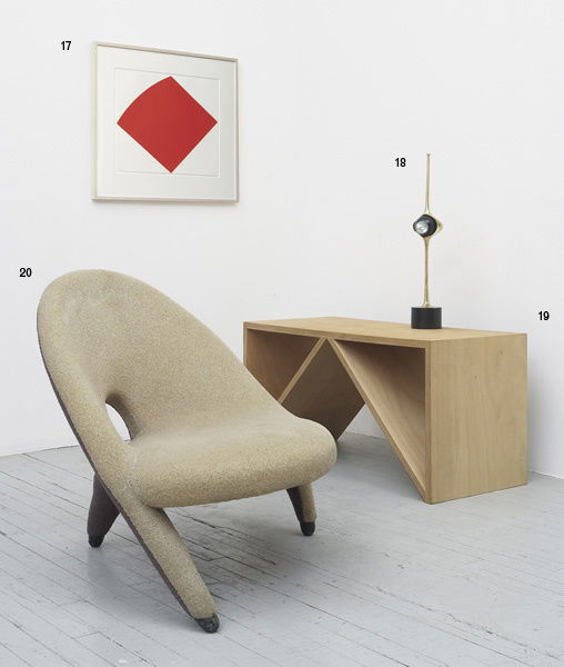 FOLKE JANSSON "Arabesque" armchair, ca. 1955: FOLKEJANSSON"Arabesque" armchair, ca. 1955Fabric, painted wood. Manufactured by Fritz Hansen, Denmark.