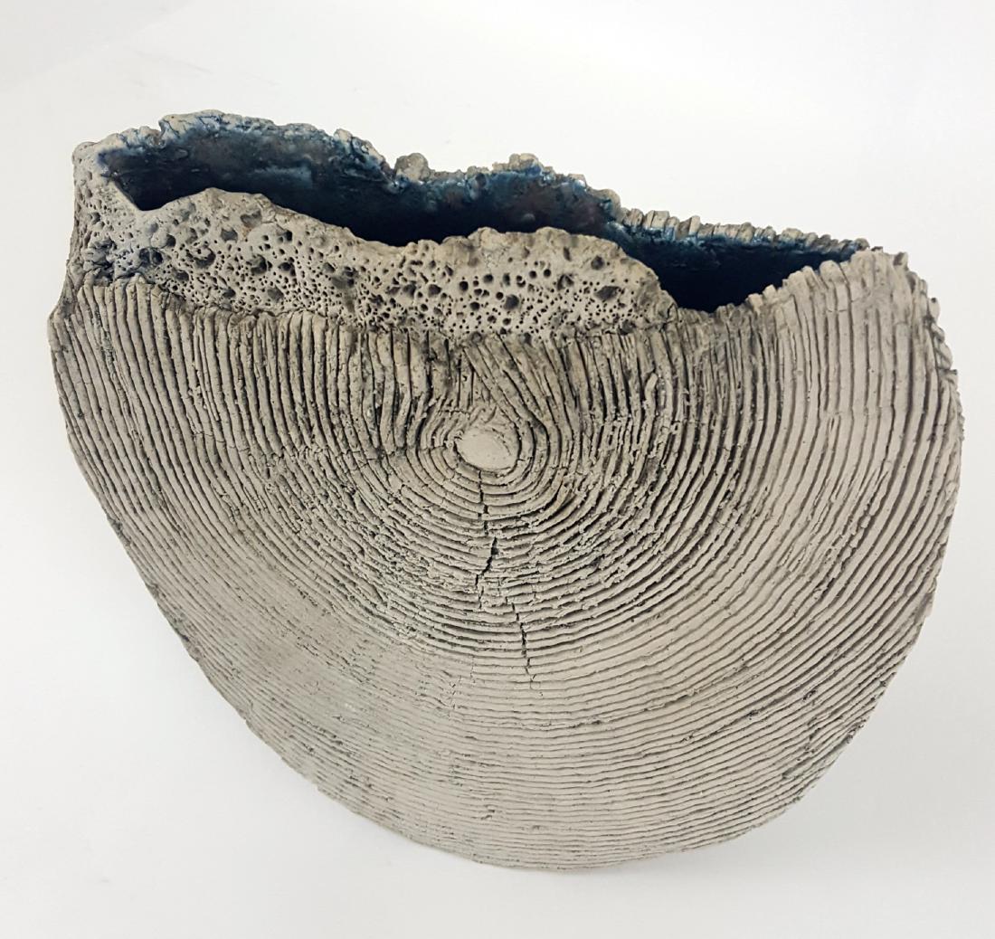 Tompkins - vase, ceramic, 1996 (1 of 3)