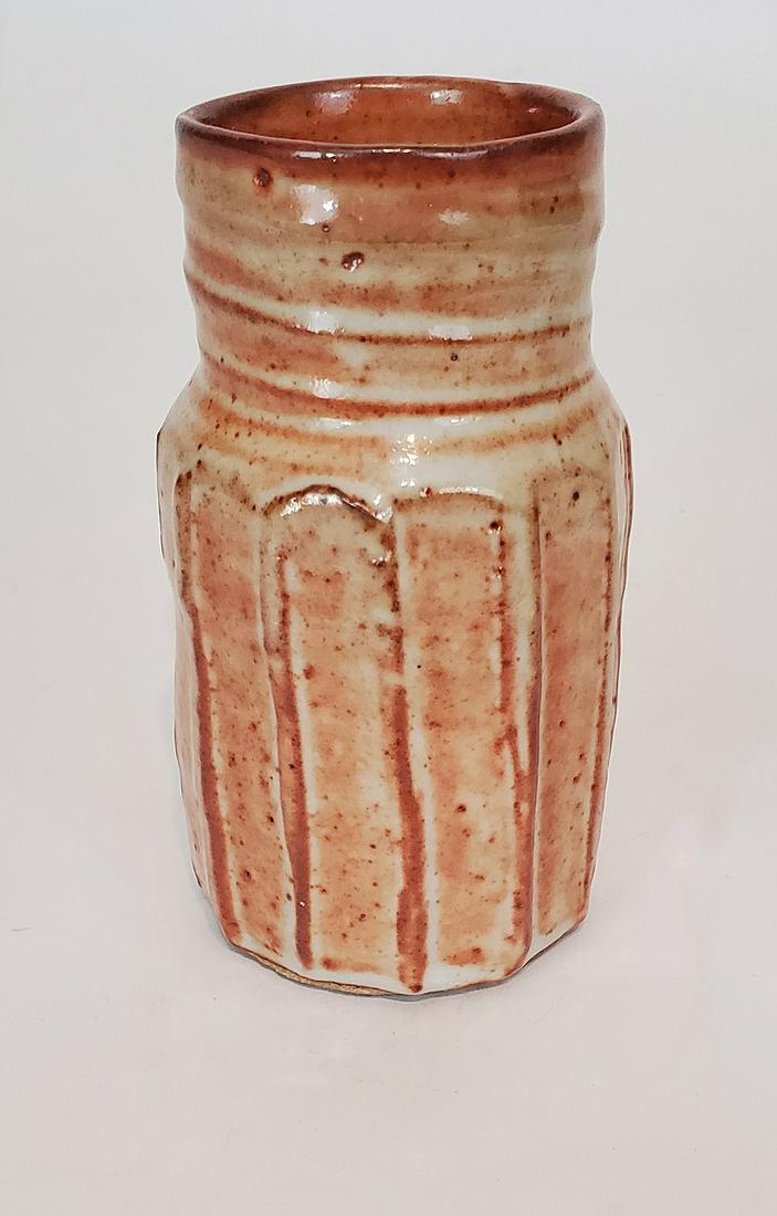 Kahmeyer, Ray - stoneware, good condition, 6.5x3. (1 of 4)