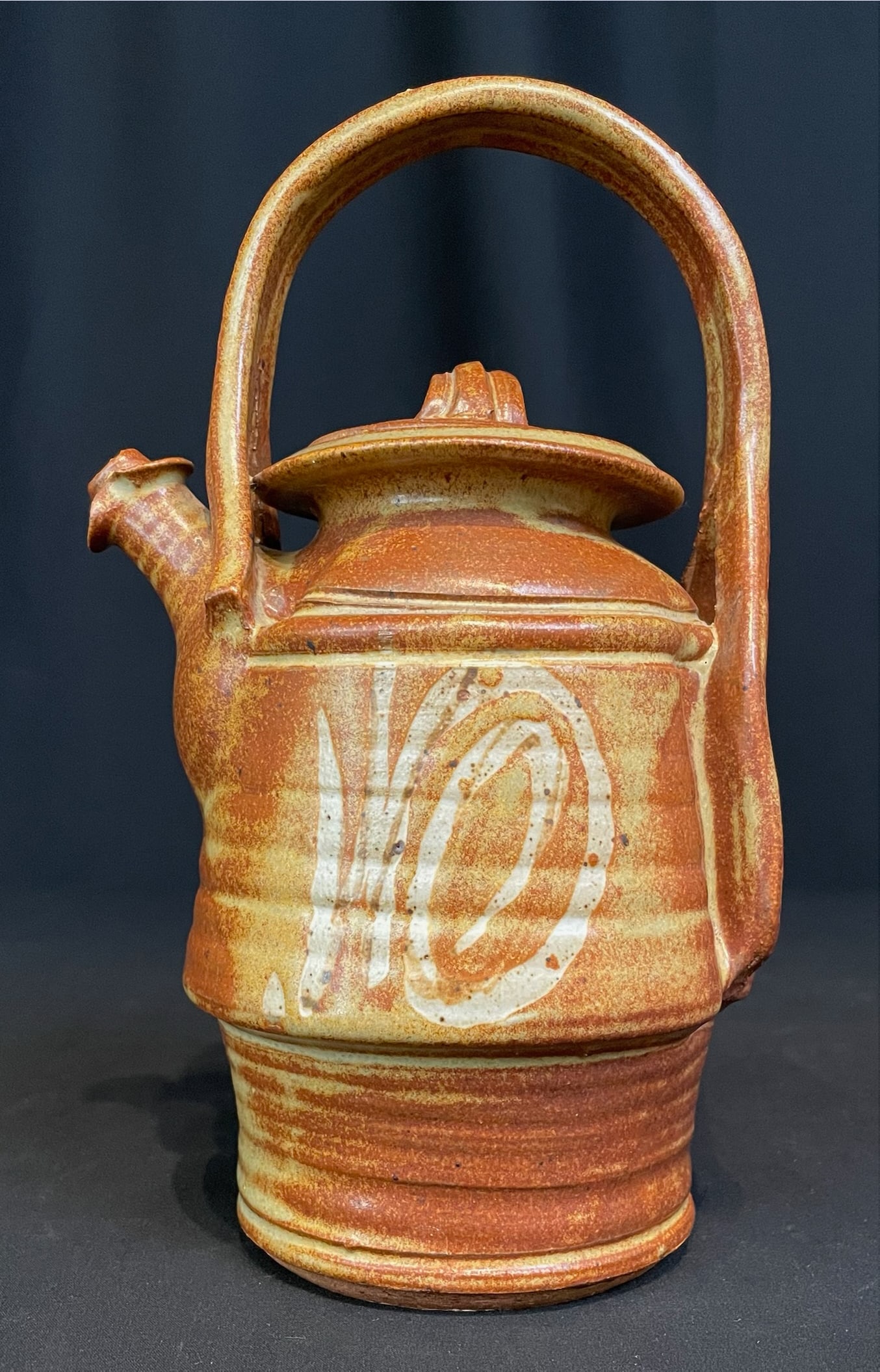 Sargent, stoneware, tea pot (1 of 15)