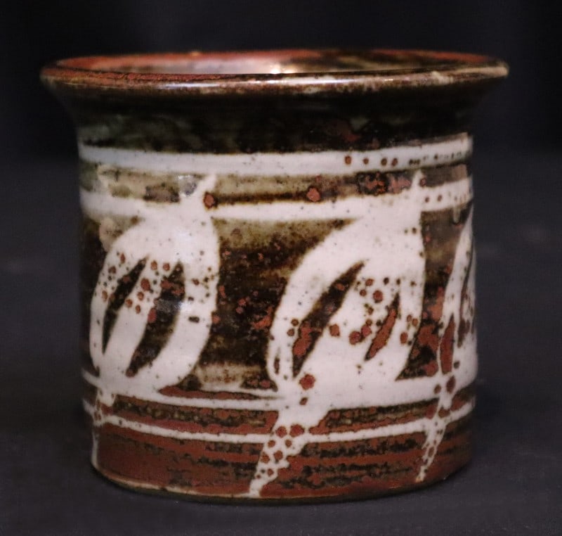 Kahmeyer, Ray (1930-2007) stoneware, brown and grey cup (1 of 7)