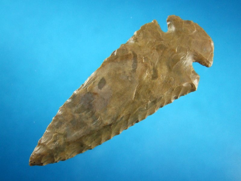 3 3/8" Dovetail High-Grade Dover Flint Point (1 of 2)