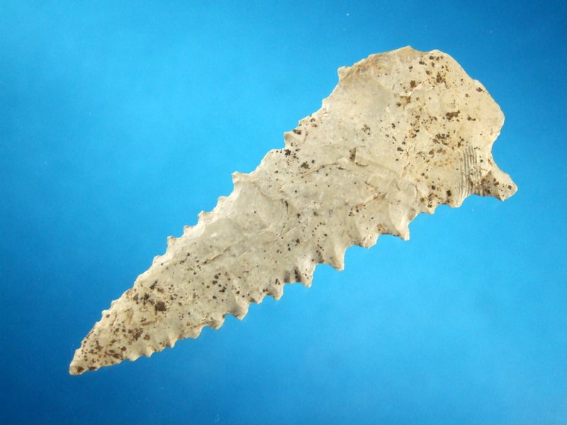 3 3/4" Serrated Kirk Stemmed Point (1 of 2)