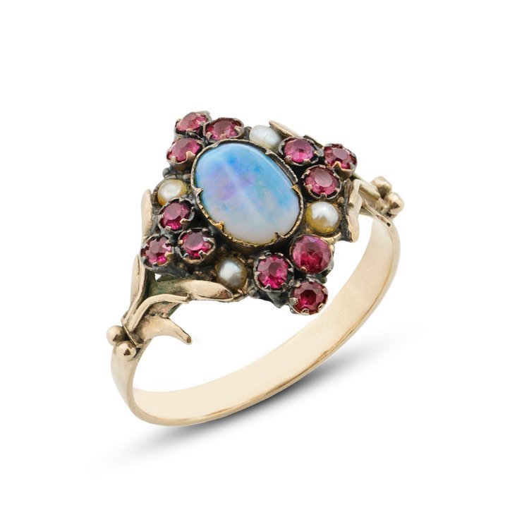 Victorian 15kt yellow gold ring with 1.00 ct. moonstone (1 of 5)