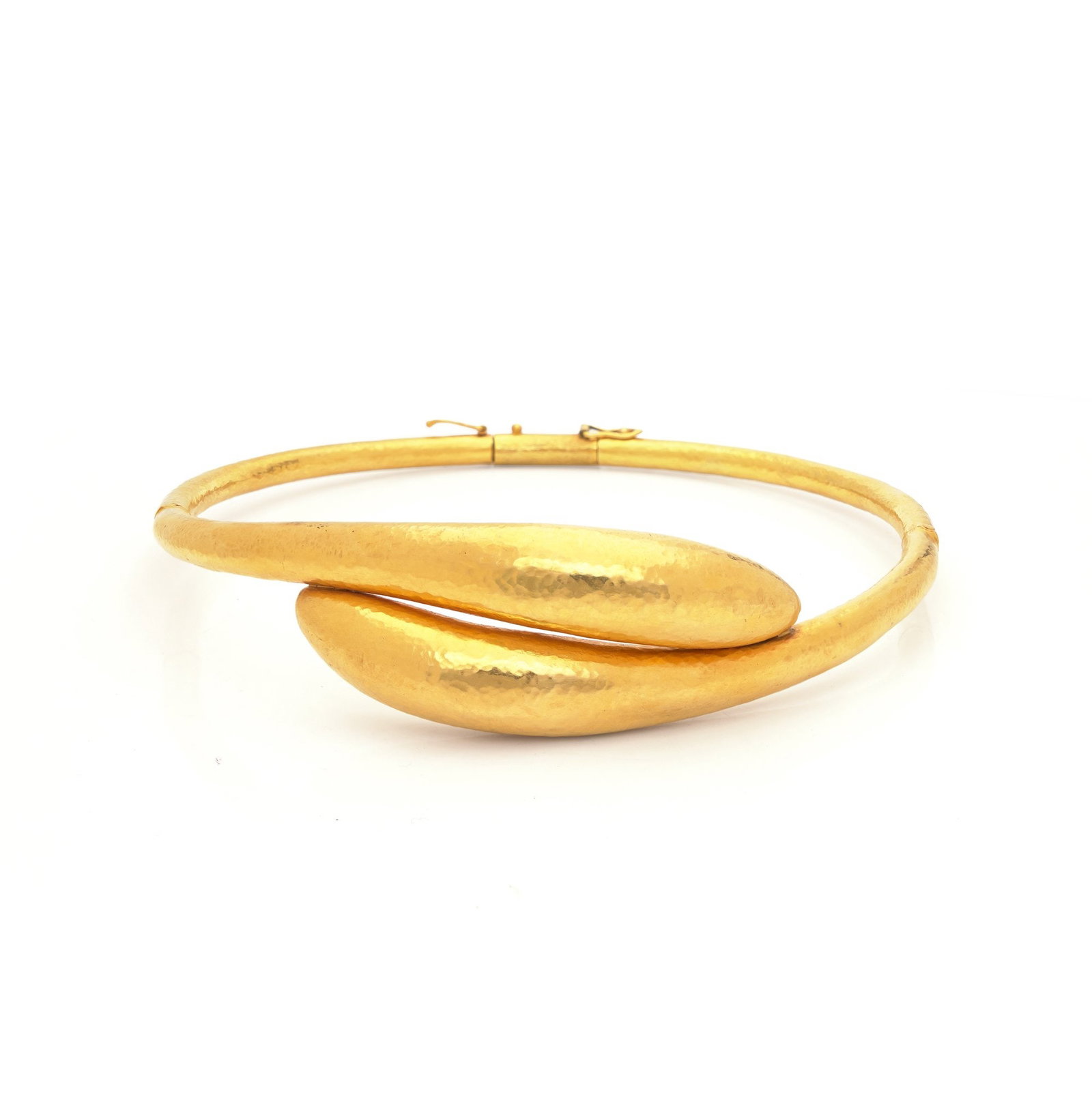 Vintage Ilias Lalaounis 18KT Gold Choker Necklace: A rare vintage choker necklace by the celebrated Greek house of Ilias Lalaounis, in 18KT gold of substantial weight and fine construction. The necklace has the bold, sculptural quality and rich goldwo