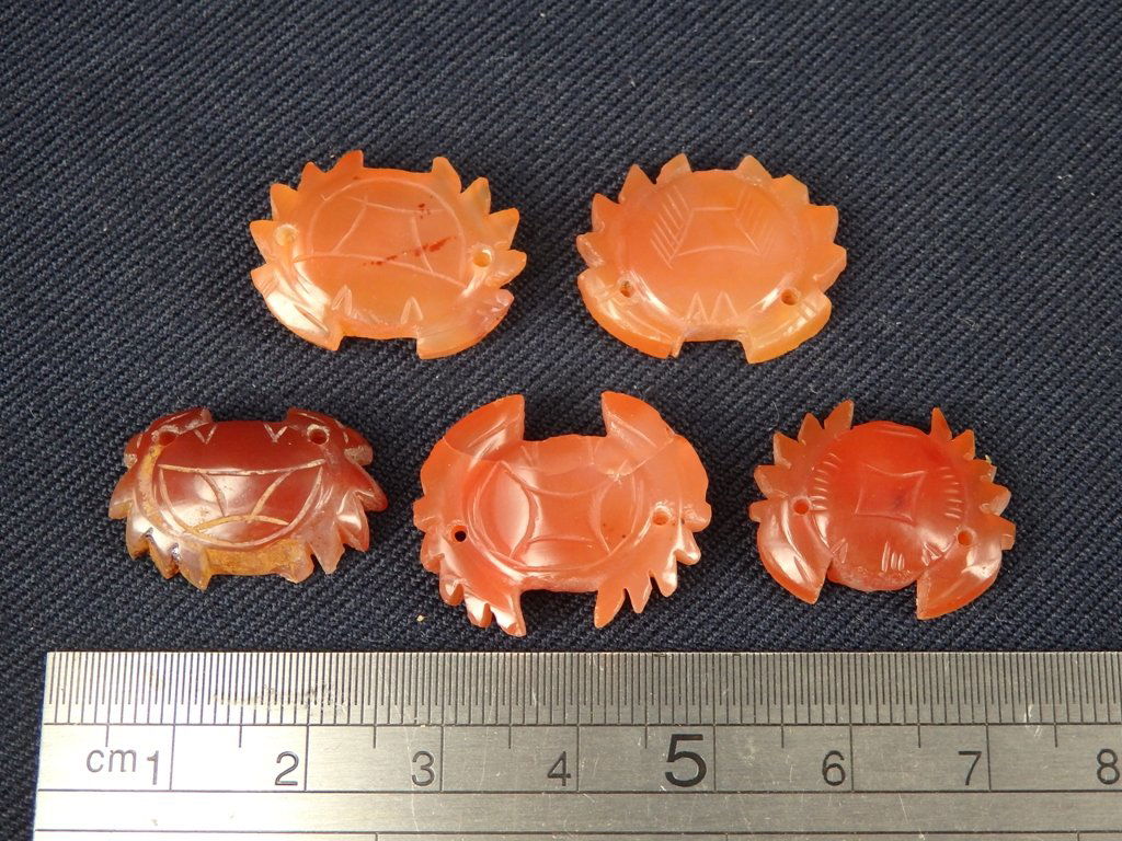 $5 Antique group of 5pcs  agate ornament (1 of 5)