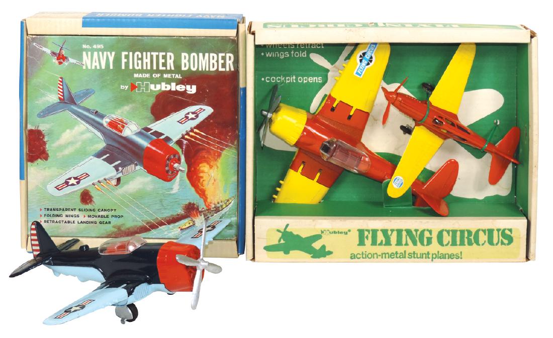 Toy airplanes (3), Hubley: #495 P-47 Navy fighter, orig: Toy airplanes (3), Hubley: #495 P-47 Navy fighter, orig box w/lift-off cover, #1495 P-47 Flying Circus set-P-40 w/3 bladed prop & #495 w/4 bladed prop, diecast metal, Mint cond, post-war, up 10"L x 12