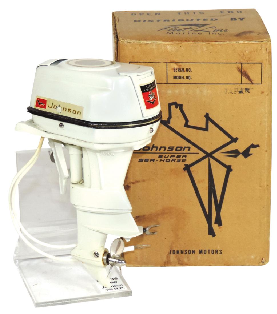 Toy boat motor, Fleet Line 1960 Johnson Super Sea-Horse: Toy boat motor, Fleet Line 1960 Johnson Super Sea-Horse 75HP Decal Version, cast metal, Exc+ wkg cond w/orig box & inst, 6"H.