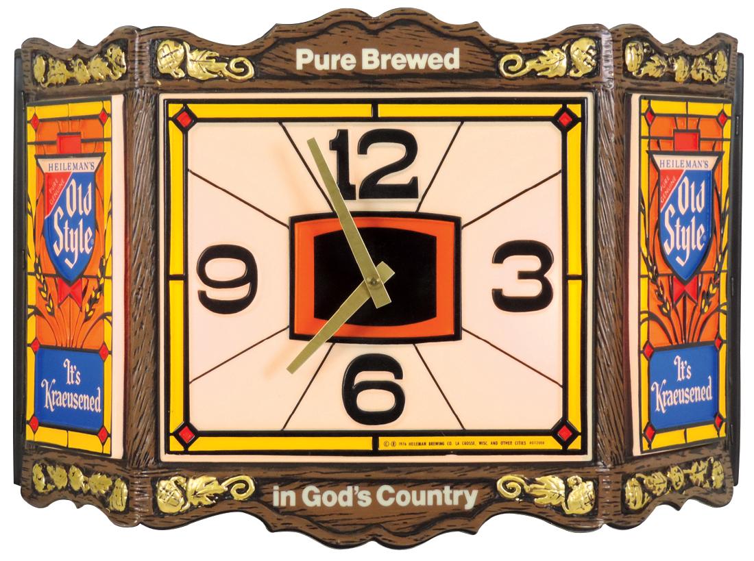 Breweriana clock & sign (2), Heileman's Old Style,: Breweriana clock & sign (2), Heileman's Old Style, plastic lightups, both Exc cond, 16"Dia & 11"H x 17"W.