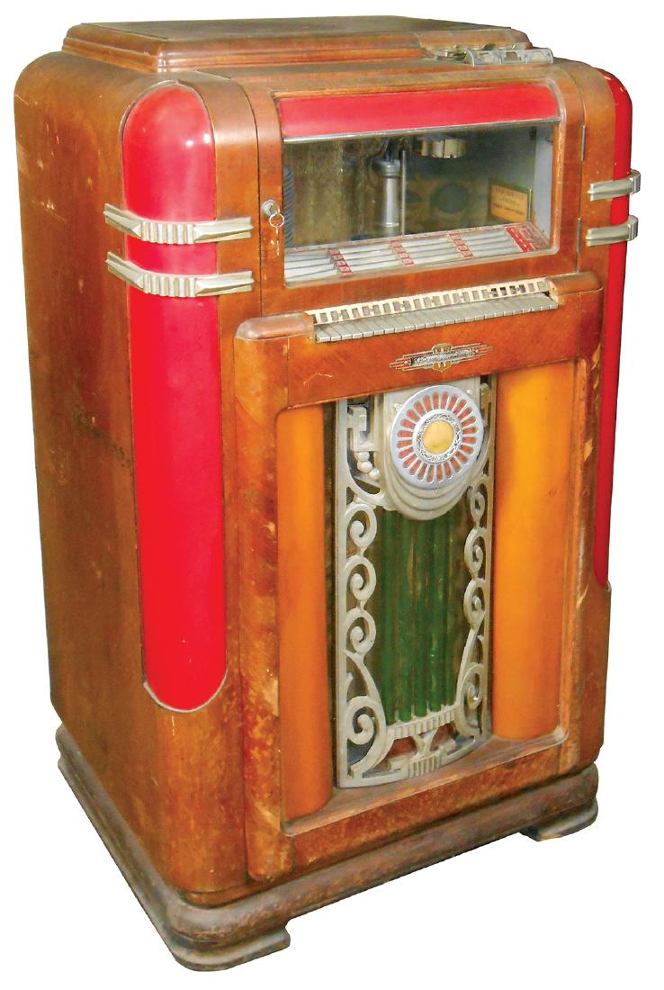 Coin-operated jukebox, Wurlitzer Model 600, c.1938, VG: Coin-operated jukebox, Wurlitzer Model 600, c.1938, VG orig cosmetic cond, non-wkg but looks largely complete, 54"H x 31"W x 25"D.