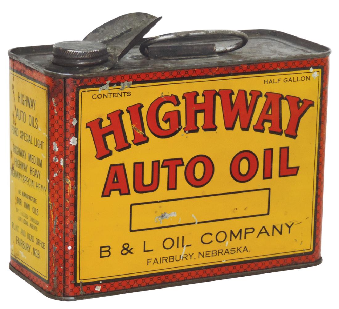 Petroliana can, Highway Auto Oil, mfgd by B & L Oil: Petroliana can, Highway Auto Oil, mfgd by B & L Oil Company-Fairbury, NE, half gallon w/rotating pour spout, VG cond, 7"H x 7.5"W.
