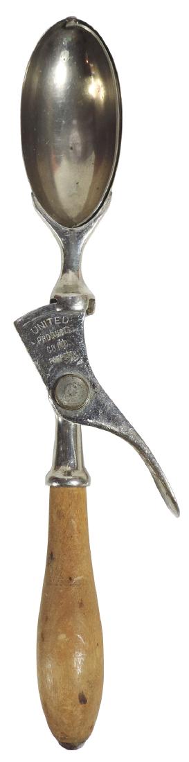 Ice cream dipper, oval, mfgd by United Products (1 of 1)