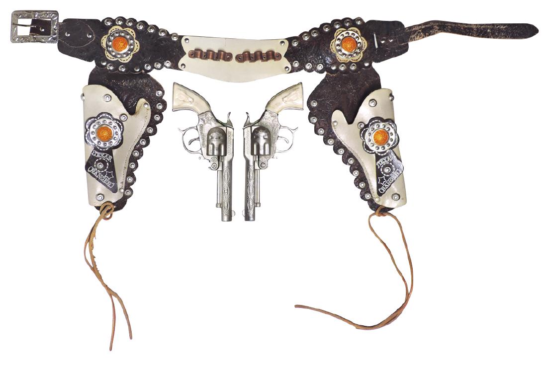 Toy cap guns & holster, Texas Ranger guns in matching (1 of 1)