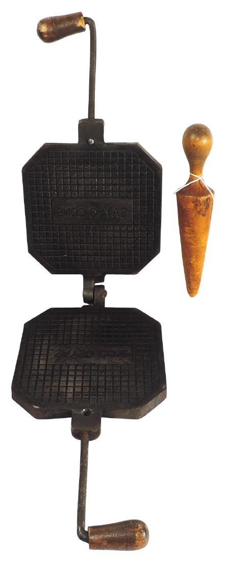 Ice cream waffle iron & cone mold, Sayso Cone, cast (1 of 1)