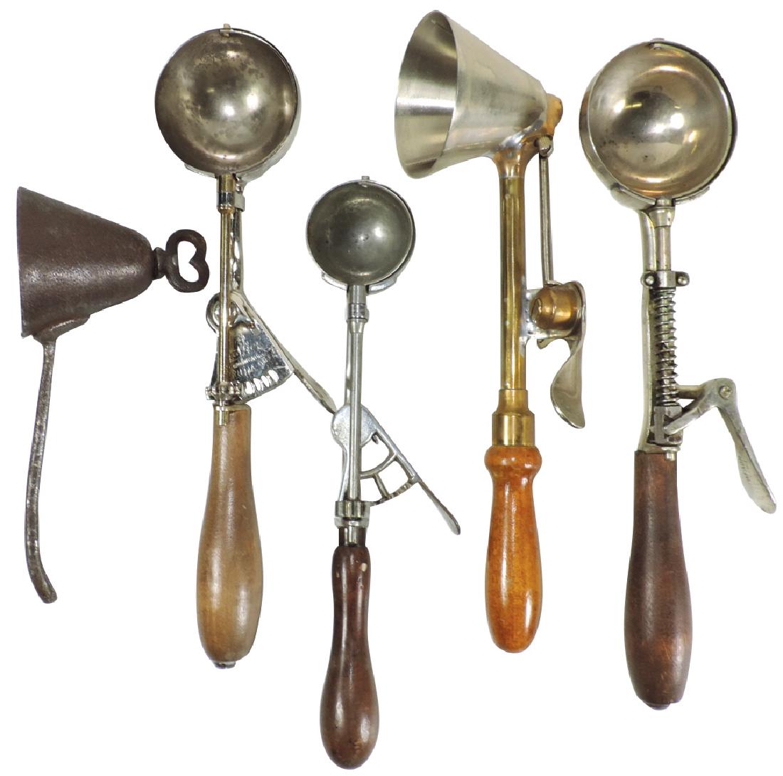 Ice cream dippers (5), assorted round & conical, (1 of 1)