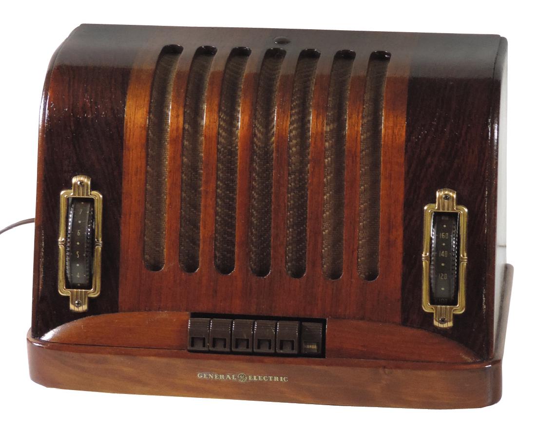 Radio, General Electric, Model GD-63, wood veneer, (1 of 1)