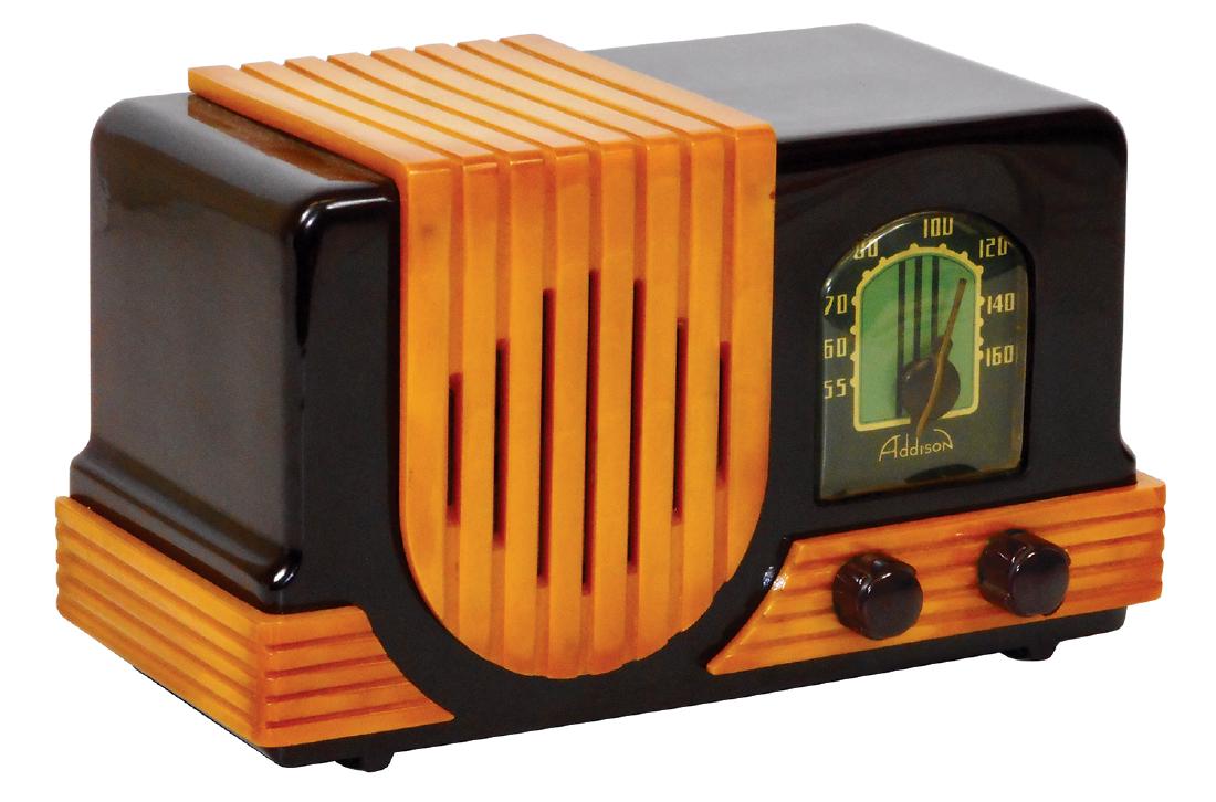 Radio, Addison, Model 2-R5A1, Catalin, two-toned maroon (1 of 1)