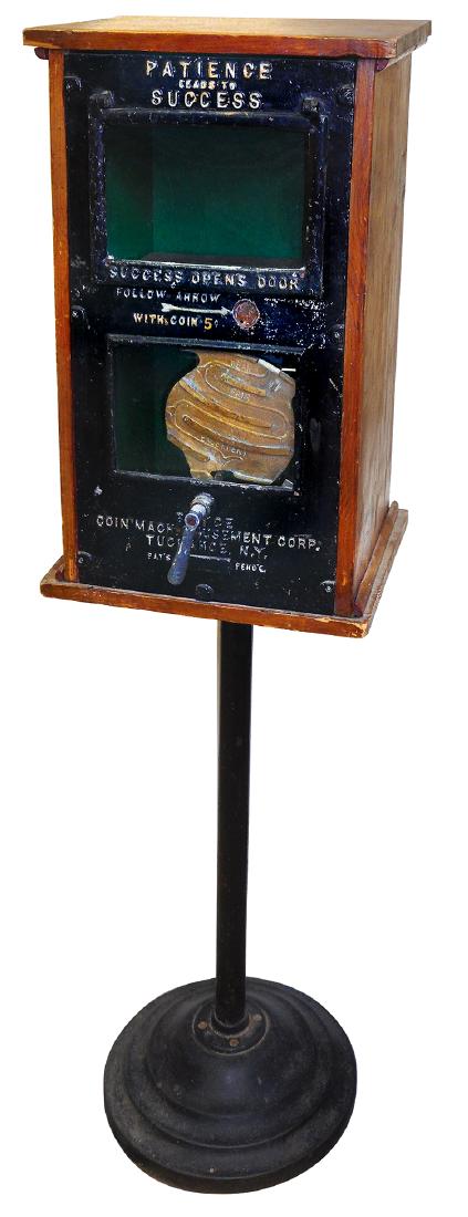 Coin-operated trade stimulator/arcade skill game, (1 of 1)