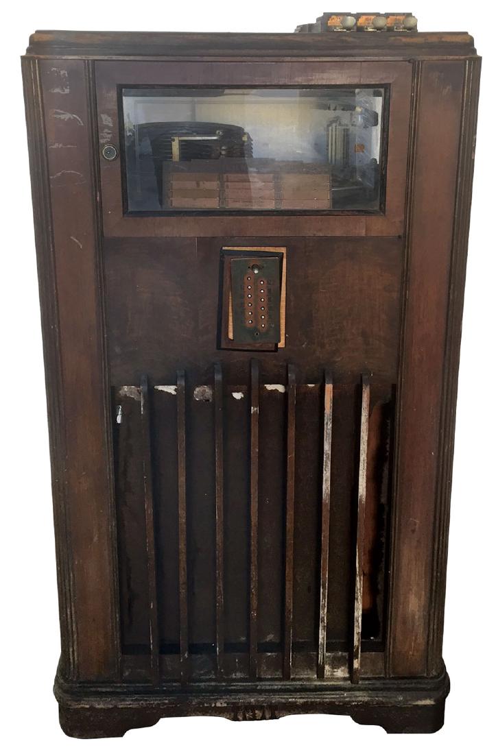 Coin-operated jukebox, Rockola 1935 Series "B" Extremel (1 of 1)