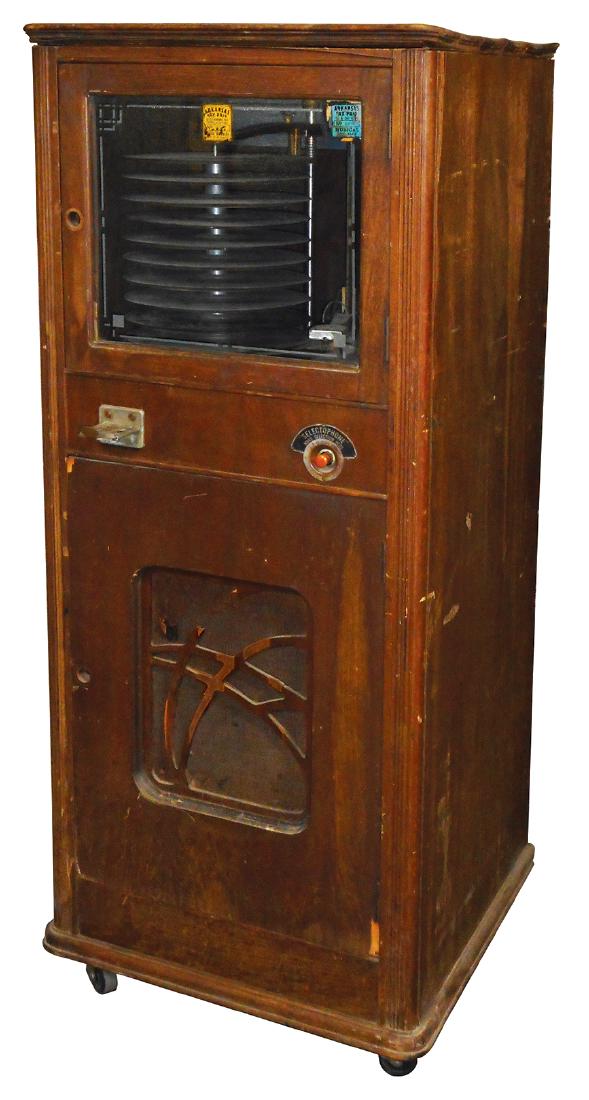 Coin-operated jukebox, Seeburg Selectophone, c.1931, (1 of 1)