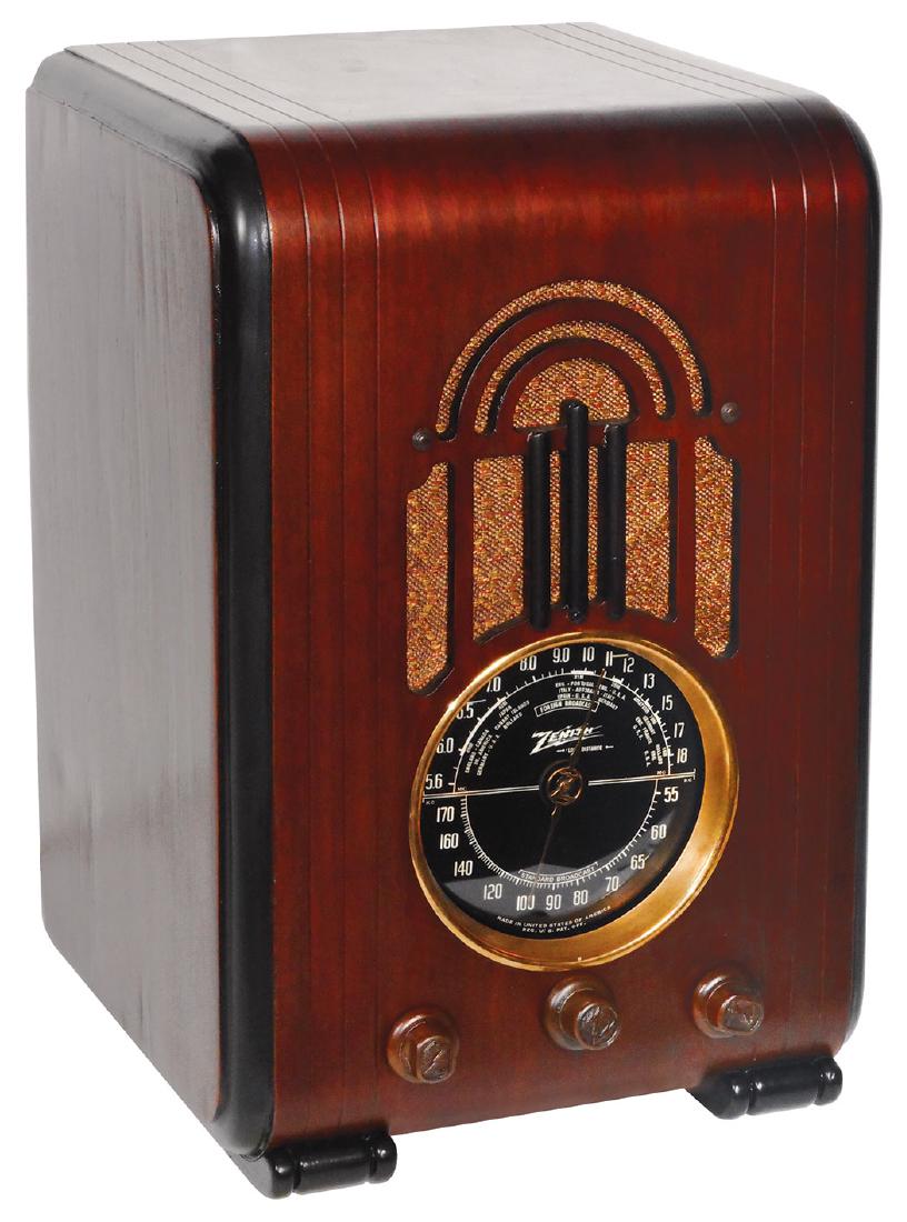 Radio, Zenith Model 5S-228 Tombstone, broadcast & (1 of 1)