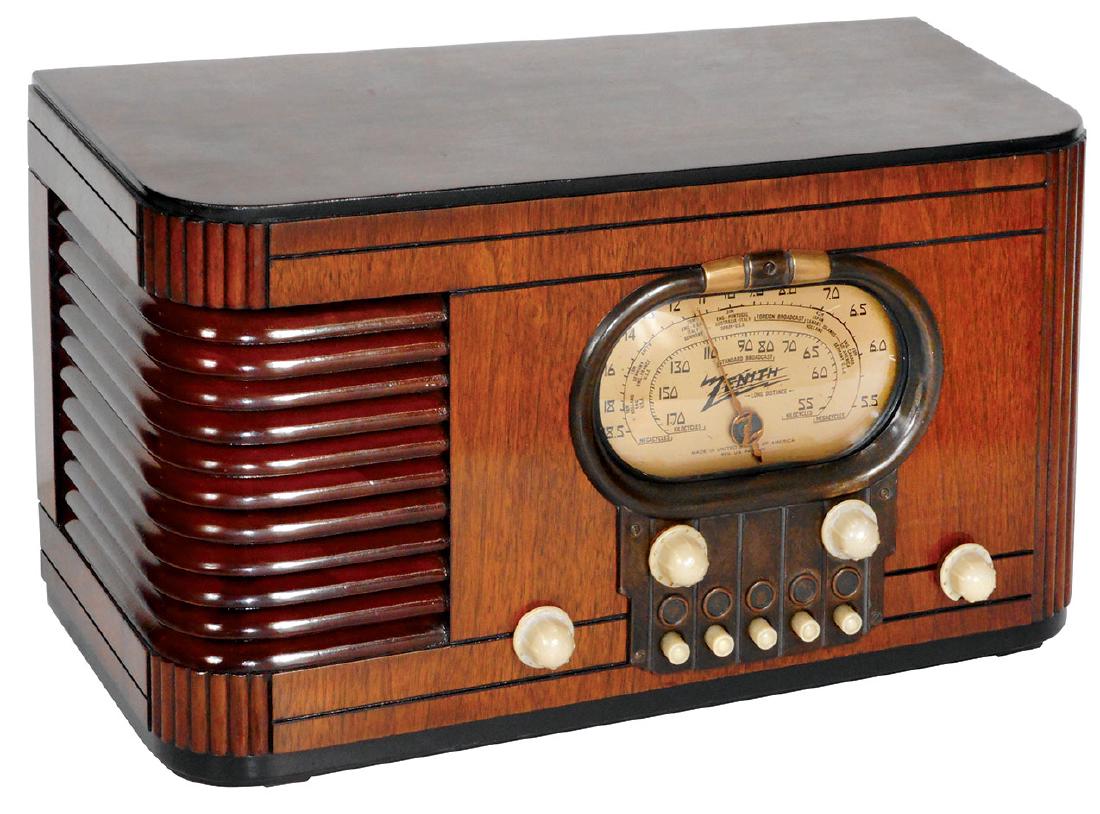 Radio, Zenith Model 5-8-320, c.1939, wood veneer, Exc (1 of 1)