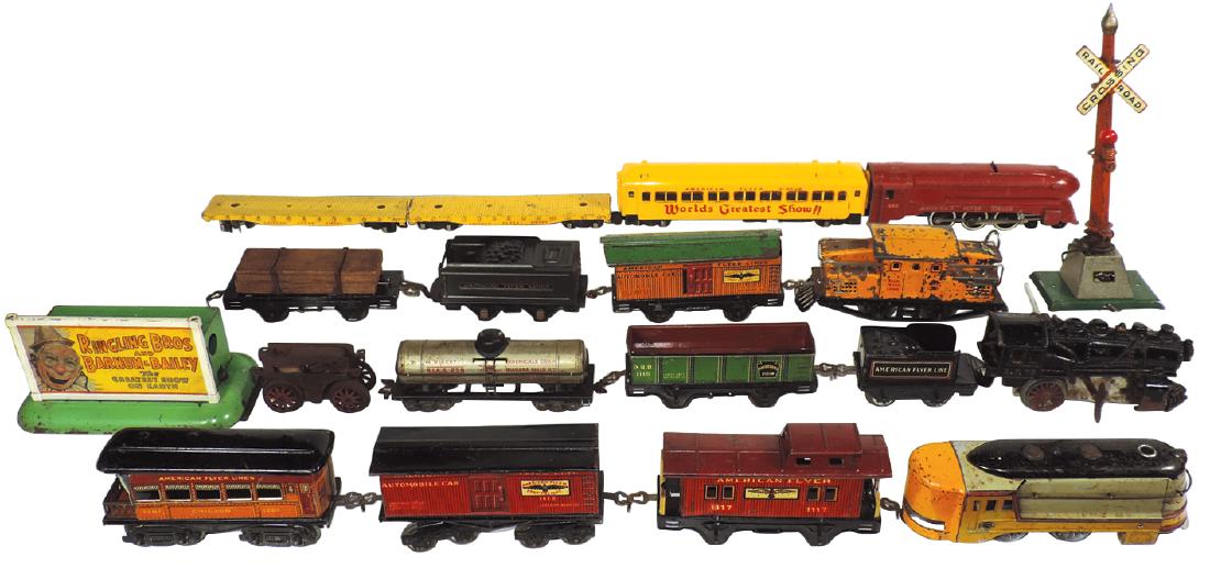 Toy train & accessories (18 pcs), American Flyer loco, (1 of 1)