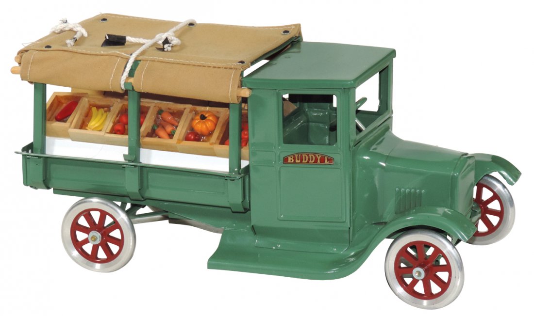 Toy Buddy "L" Produce Truck, mfgd by Moline Pressed (1 of 5)